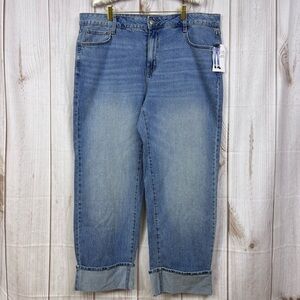 Time and Tru High Rise Straight Leg Cuffed Jeans Casual Pants Light Wash Size 18